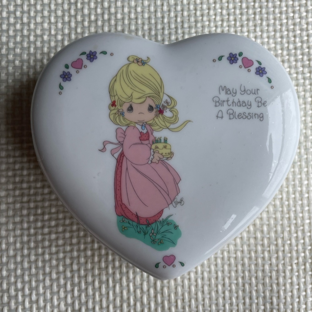 Vintage 1996 Precious Moments Birthday keepsake Heart Box
